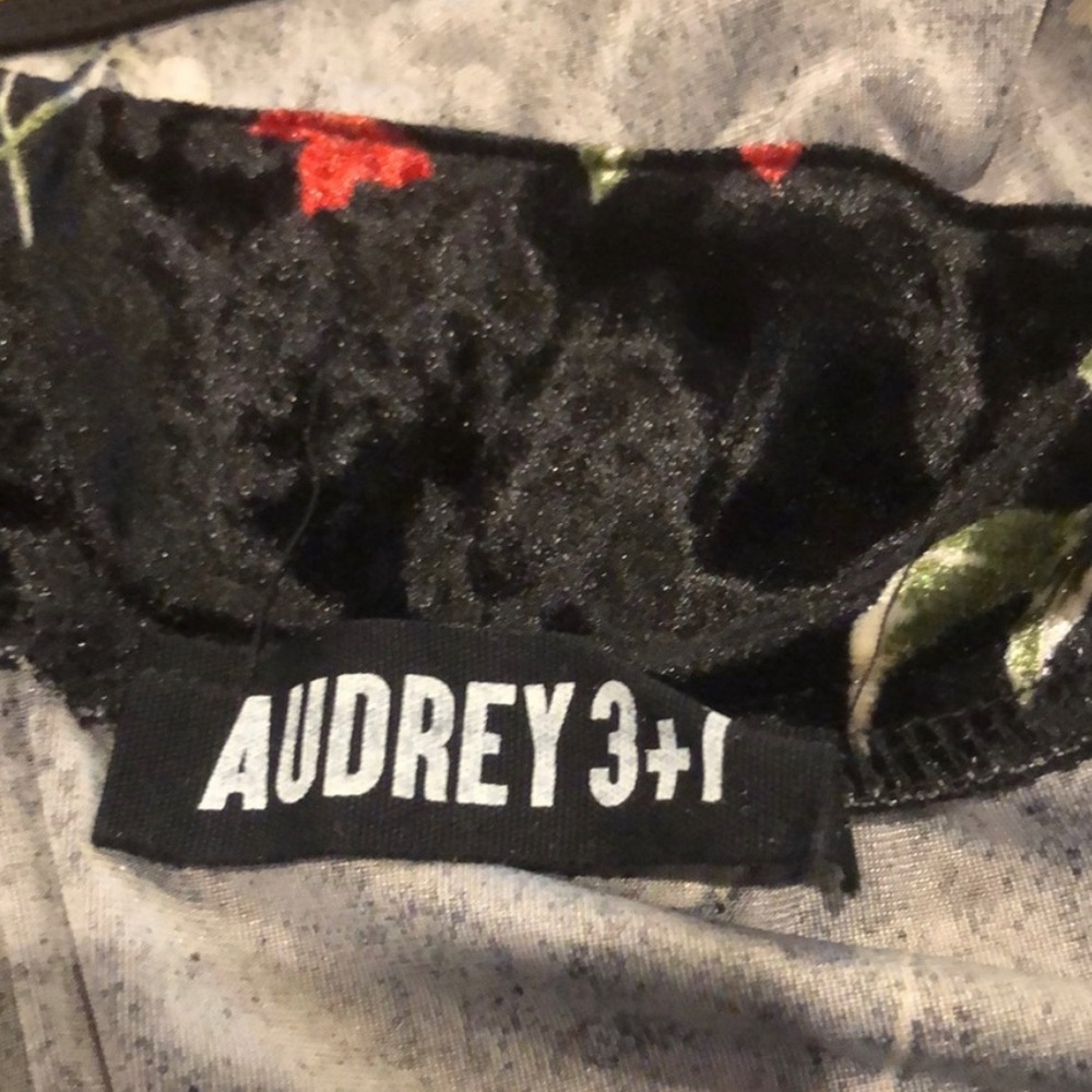 Audrey 3+1 Black Floral Velvet Halter Romper / S / Excellent condition - Picture 15 of 16